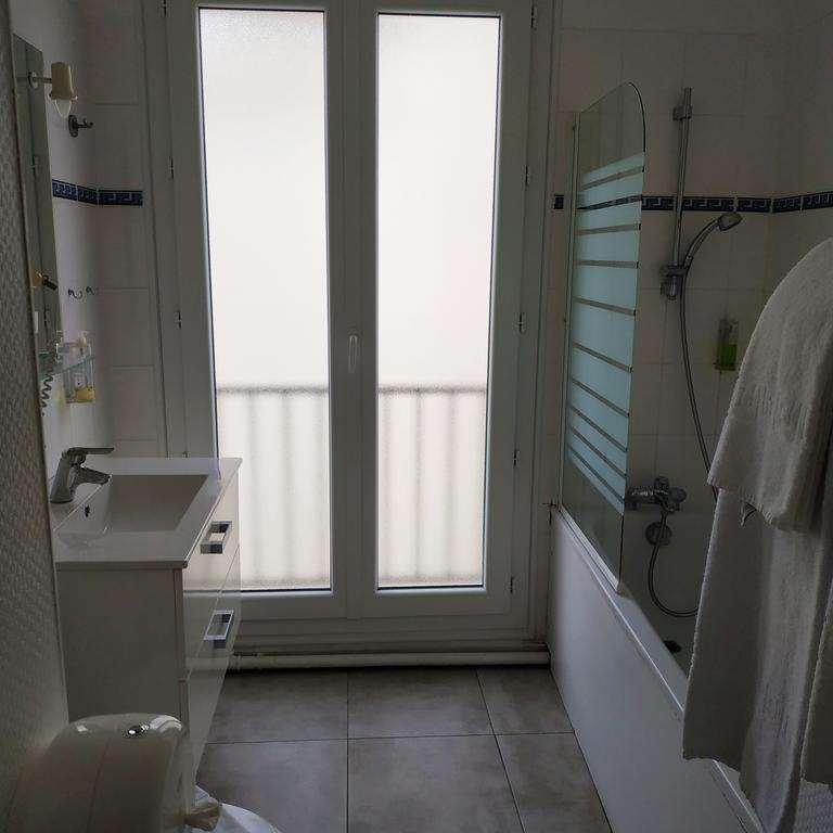 Brit Hotel Hermitage ロワイヤン 部屋 写真